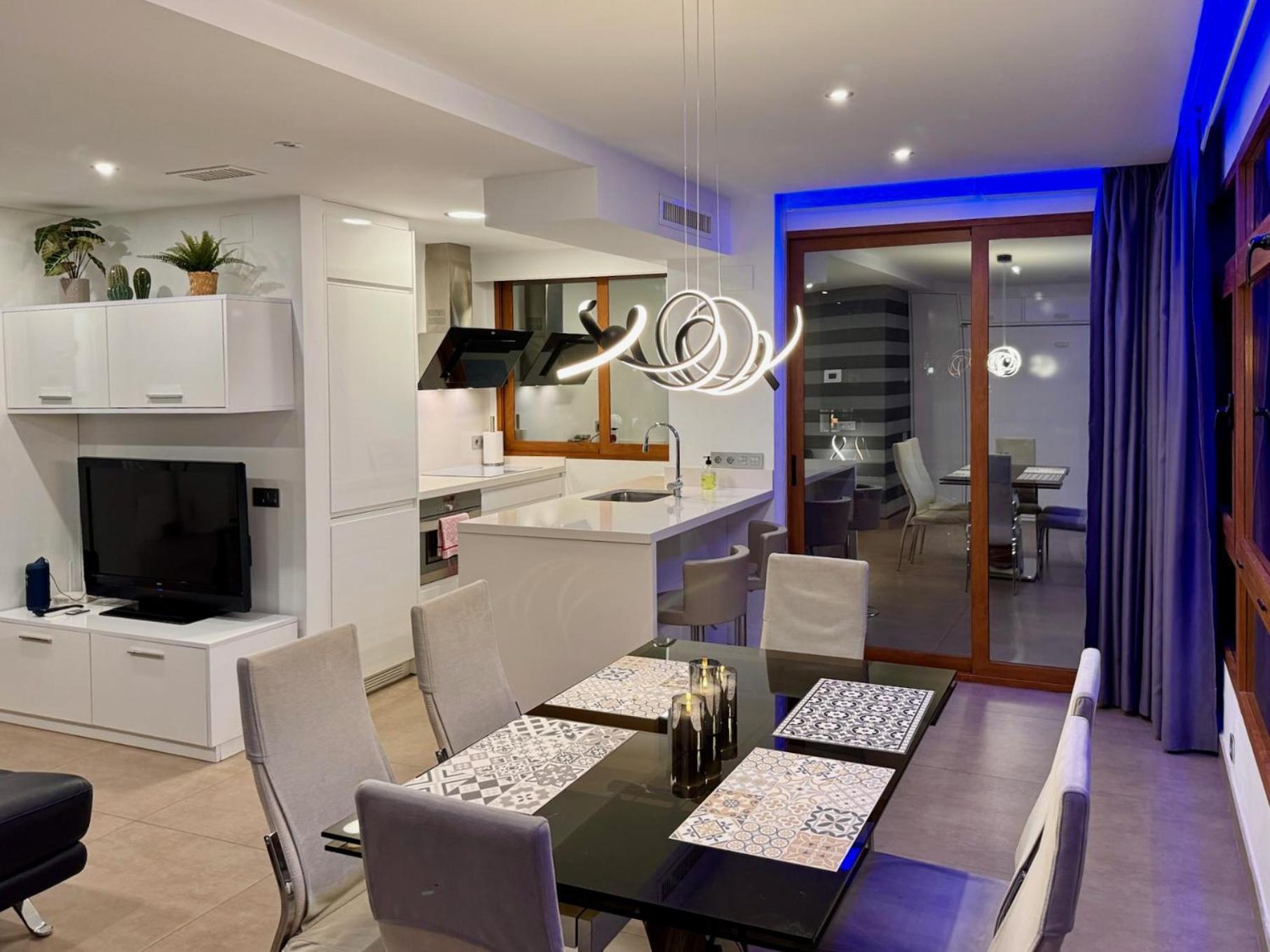 Modern Apartment In La Nogalera Torremolinos Kültér fotó